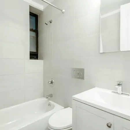 Stylish Apartment In Upper West Side! Cozy Retreat New York Exterior photo